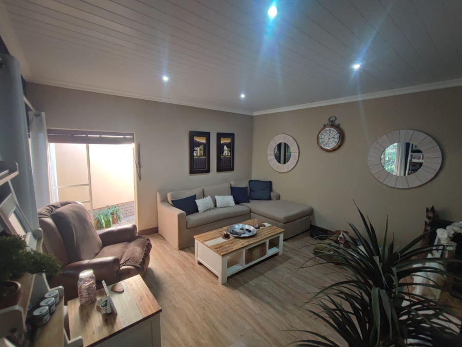 4 Bedroom Property for Sale in Protea Park North West